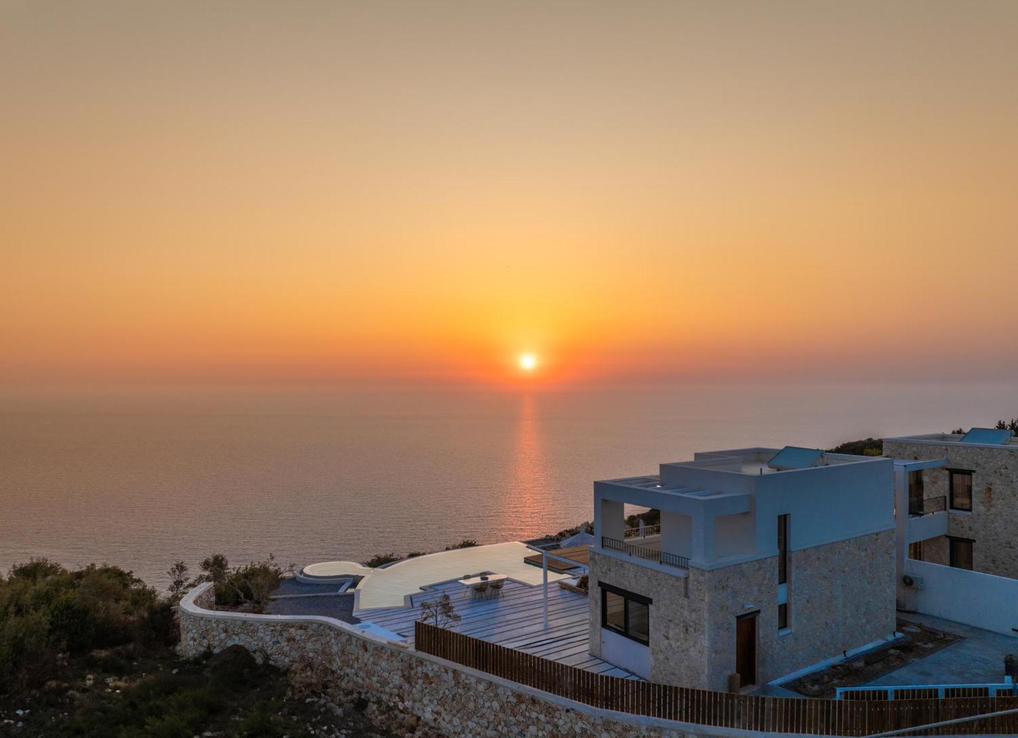 Nero Lefkada *