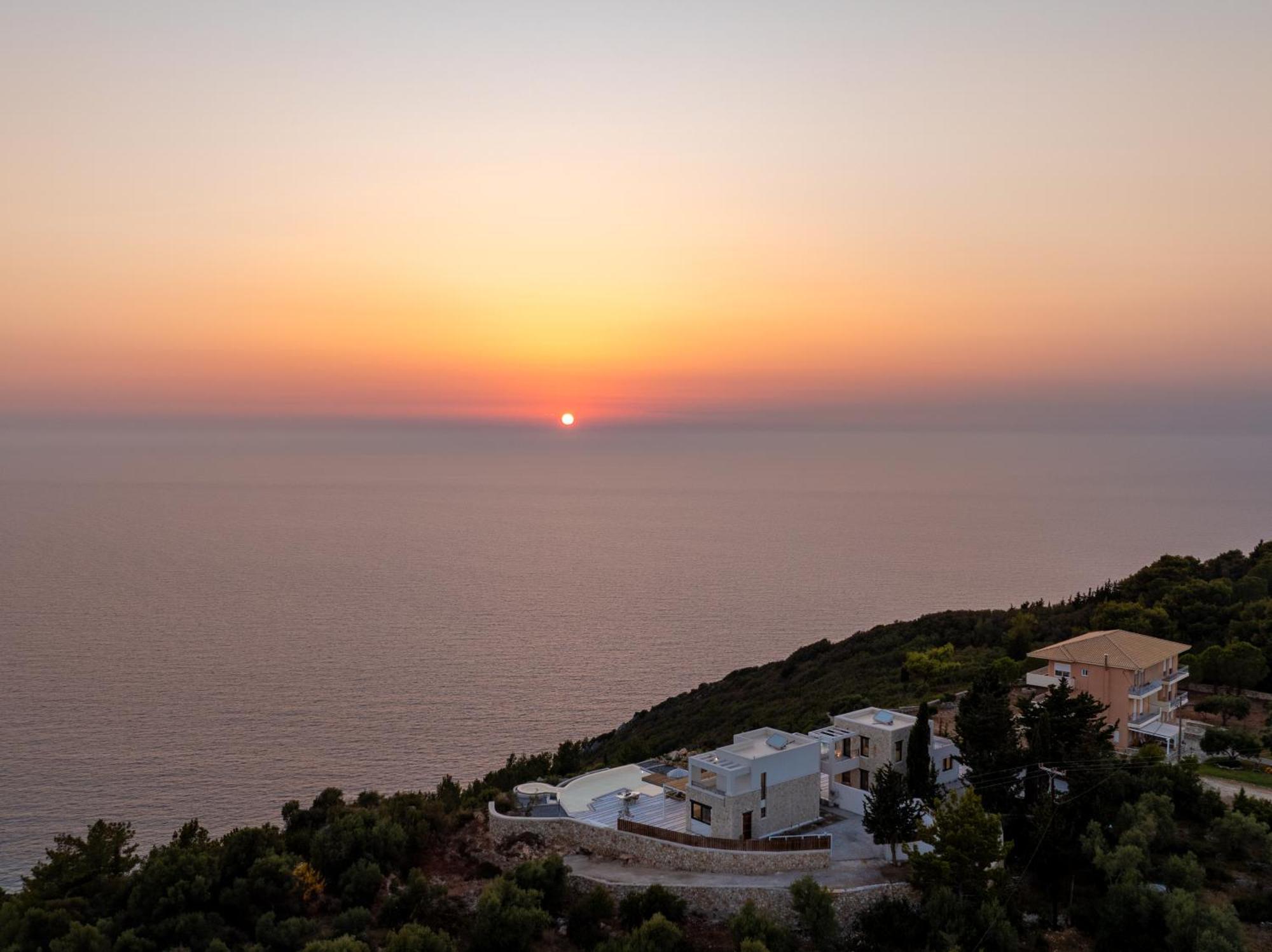 Nero Lefkada *
